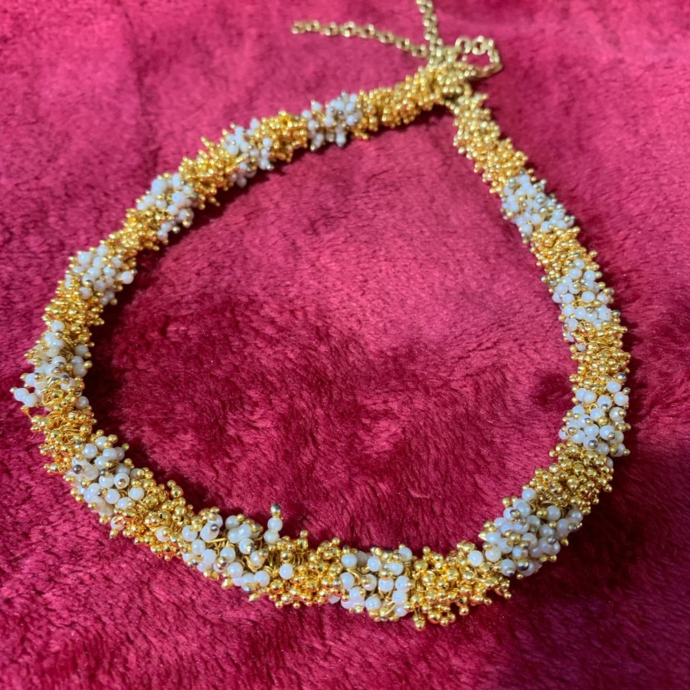 Necklace in white , Silver and gold beads